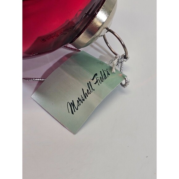 VINTAGE Marshall Field's Glass Ball Globe Ornament Red W Snowflate Holiday - Picture 6 of 6